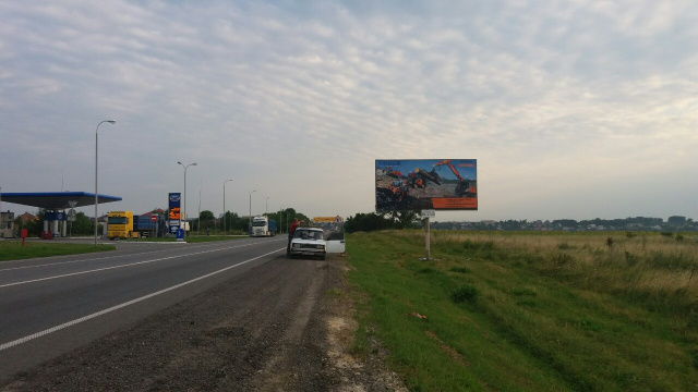 Щит 6x3,  Траса М-06 Київ-Чоп, с. Кам'янопіль, АЗС Авіас
