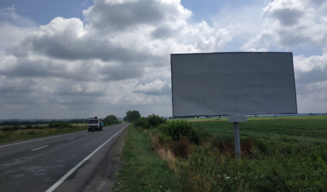 Щит 6x3,  Автодорога Львів-Краківець, в'їзд у Львів, лівий