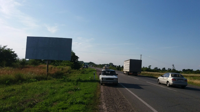 Щит 6x3,  Траса М-06 Київ-Чоп, с.Ямпіль, правий